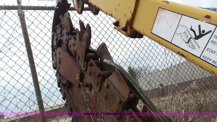 image for item L1319 2001 Vermeer V4150A trencher