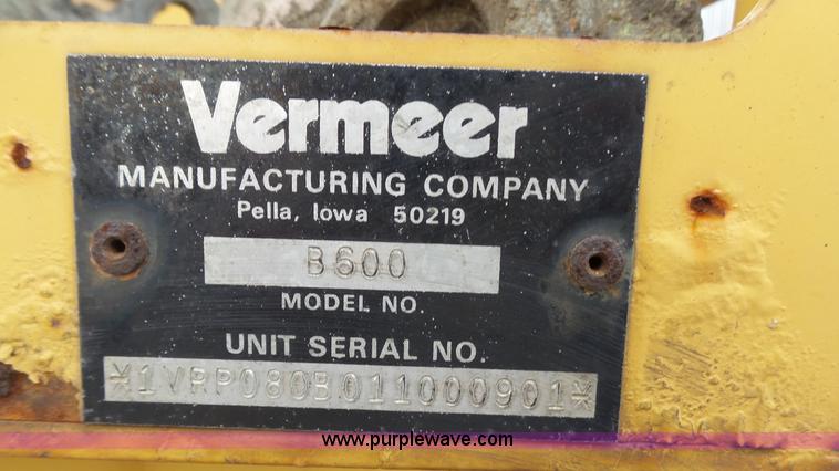 image for item L1319 2001 Vermeer V4150A trencher