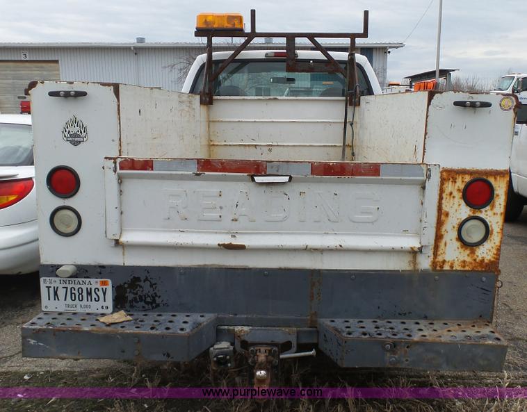 image for item L1320 2006 Ford F250 Super Duty utility truck