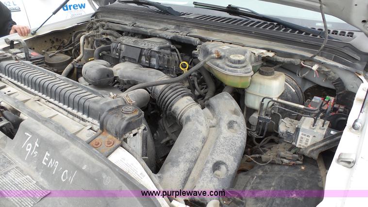 image for item L1320 2006 Ford F250 Super Duty utility truck