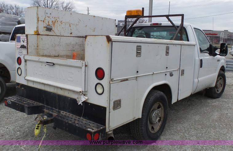 image for item L1322 2006 Ford F250 Super Duty
