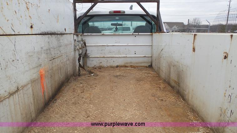 image for item L1322 2006 Ford F250 Super Duty