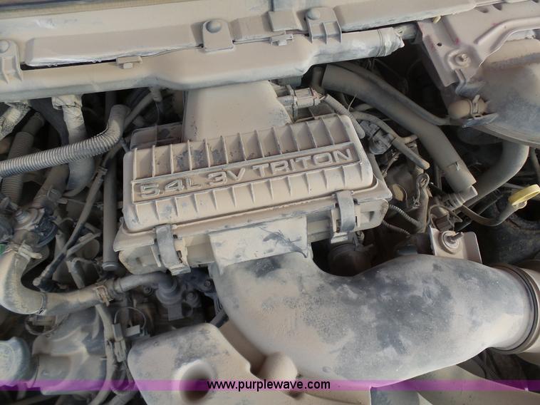 image for item L3019 2006 Ford F250 Super Duty SuperCab pickup truck