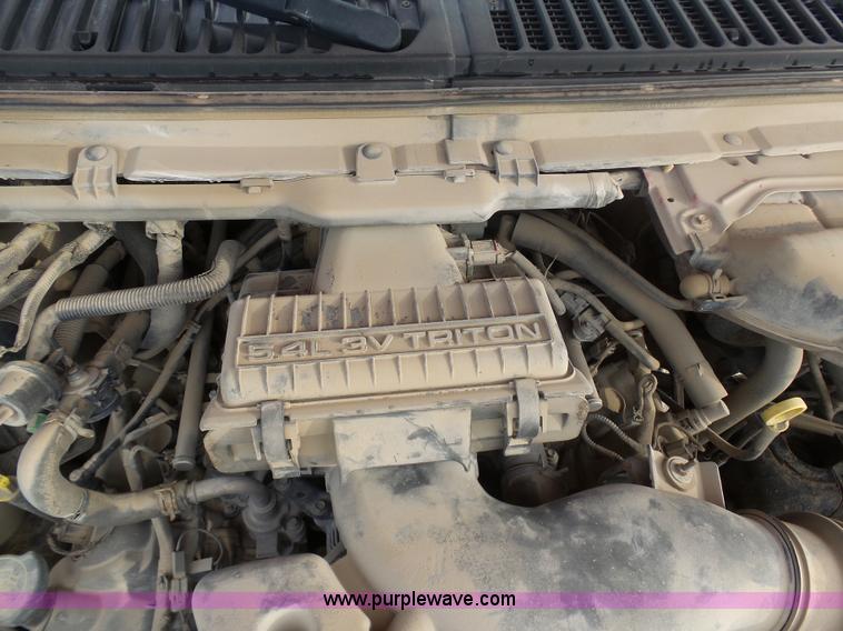 image for item L3019 2006 Ford F250 Super Duty SuperCab pickup truck