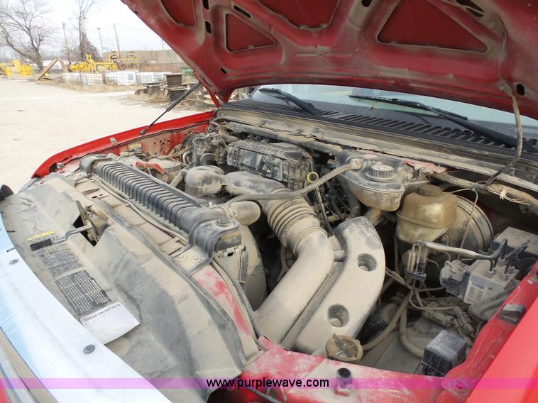 image for item L3020 2006 Ford F250 Super Duty SuperCab pickup truck