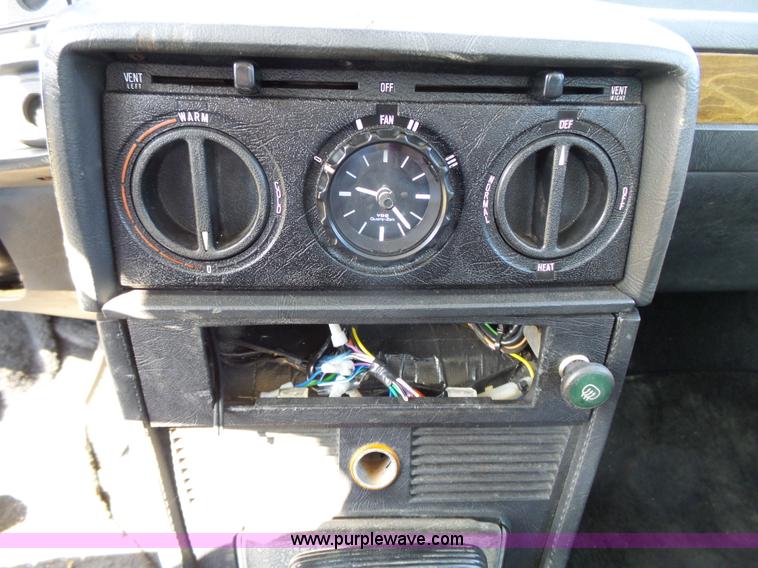 image for item L3686 1978 BMW 530i