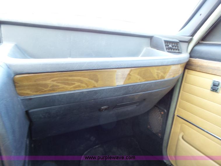 image for item L3686 1978 BMW 530i