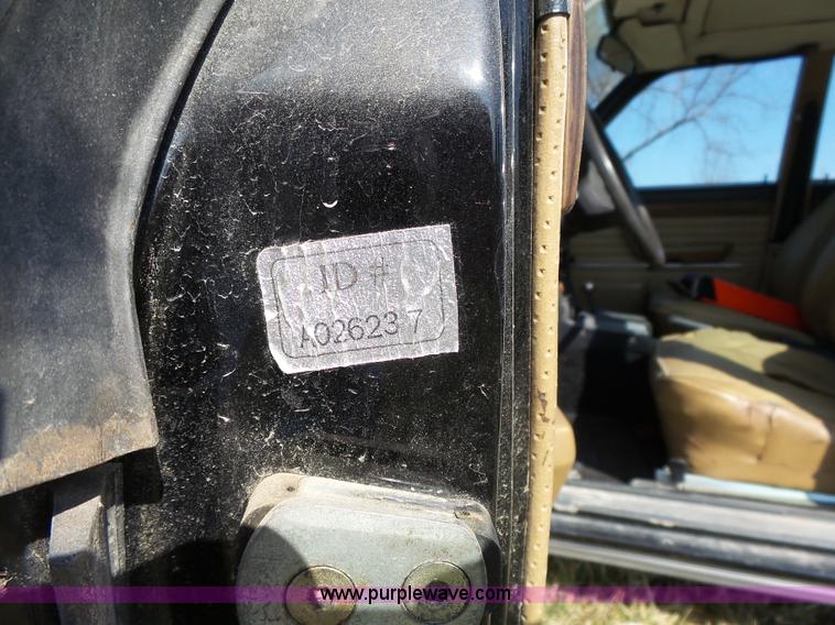 image for item L3686 1978 BMW 530i