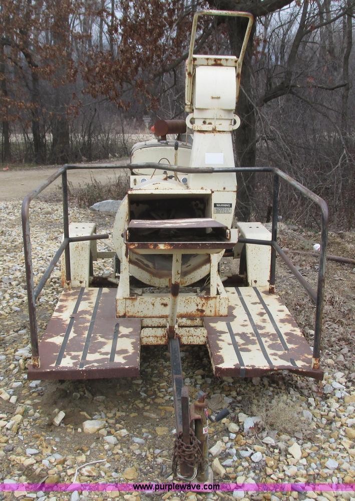 image for item L3908 Finn B50 straw blower