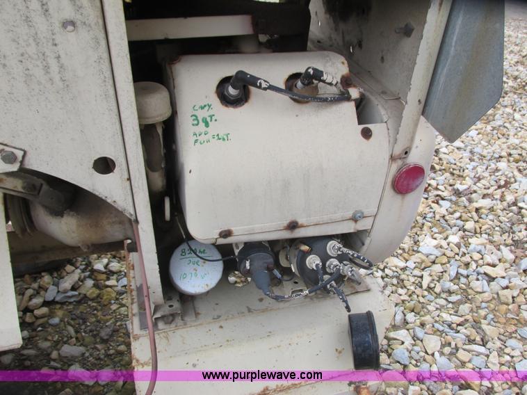 image for item L3908 Finn B50 straw blower