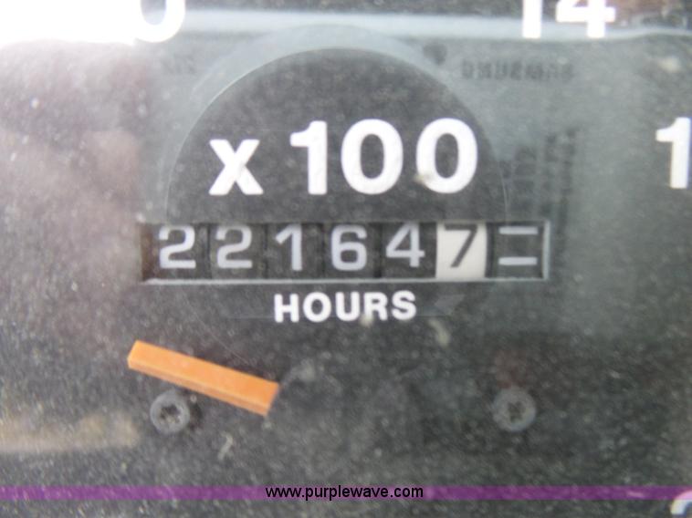 image for item L5439 1993 Mack CH613 semi truck