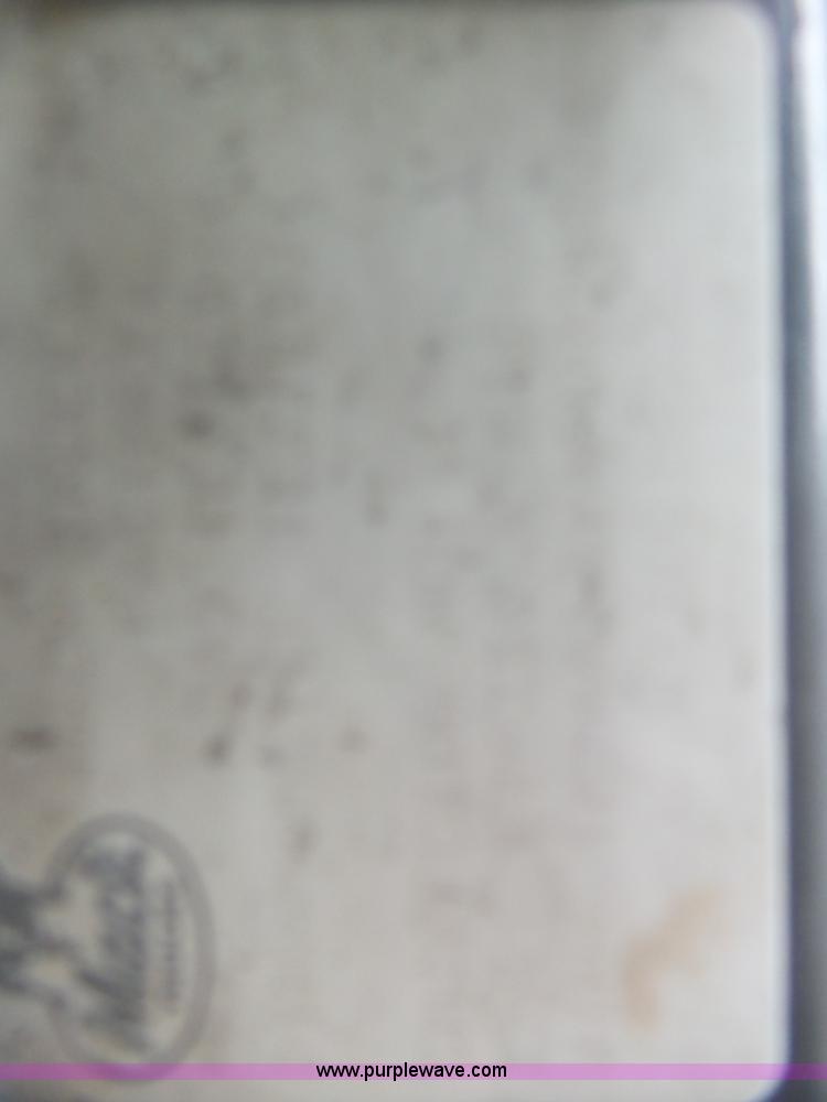 image for item L5439 1993 Mack CH613 semi truck