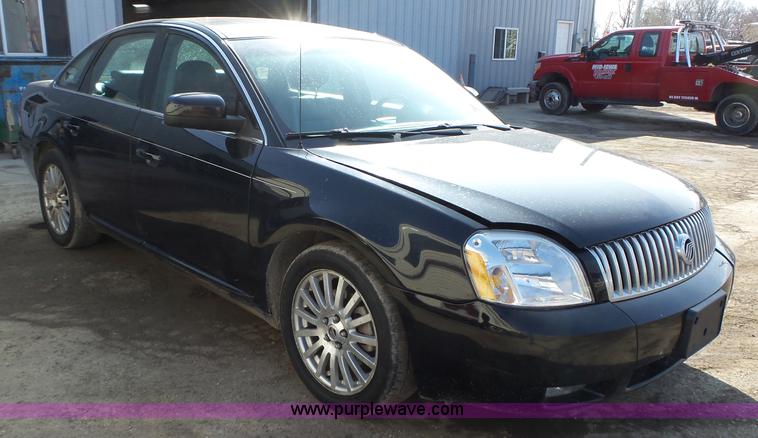 image for item L5584 2006 Mercury Montego Premier