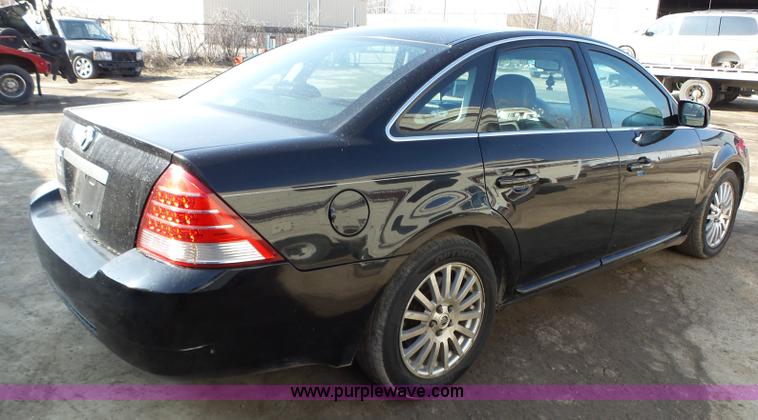 image for item L5584 2006 Mercury Montego Premier