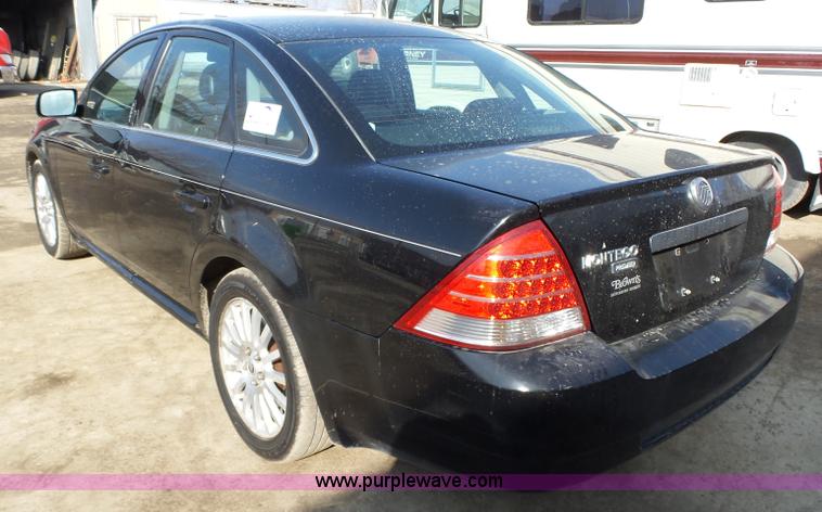 image for item L5584 2006 Mercury Montego Premier