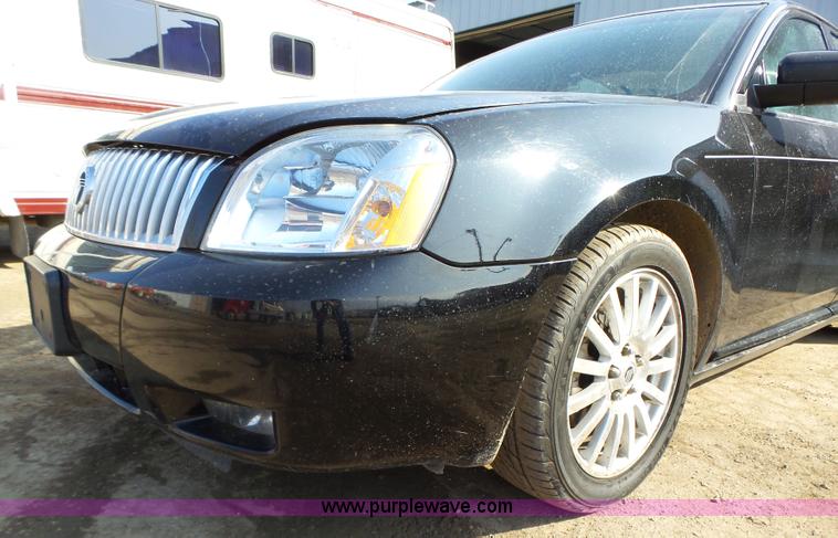 image for item L5584 2006 Mercury Montego Premier