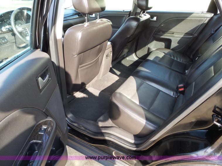 image for item L5584 2006 Mercury Montego Premier