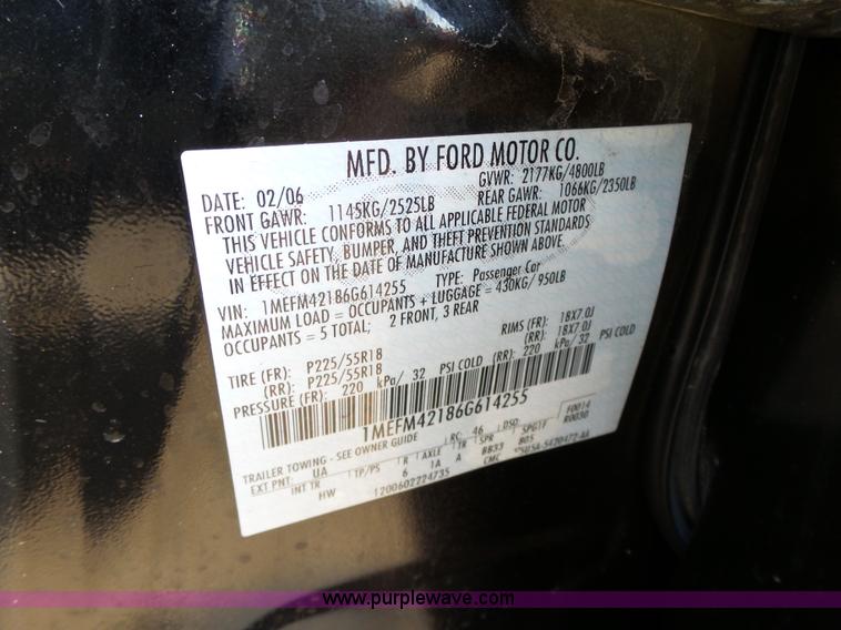 image for item L5584 2006 Mercury Montego Premier