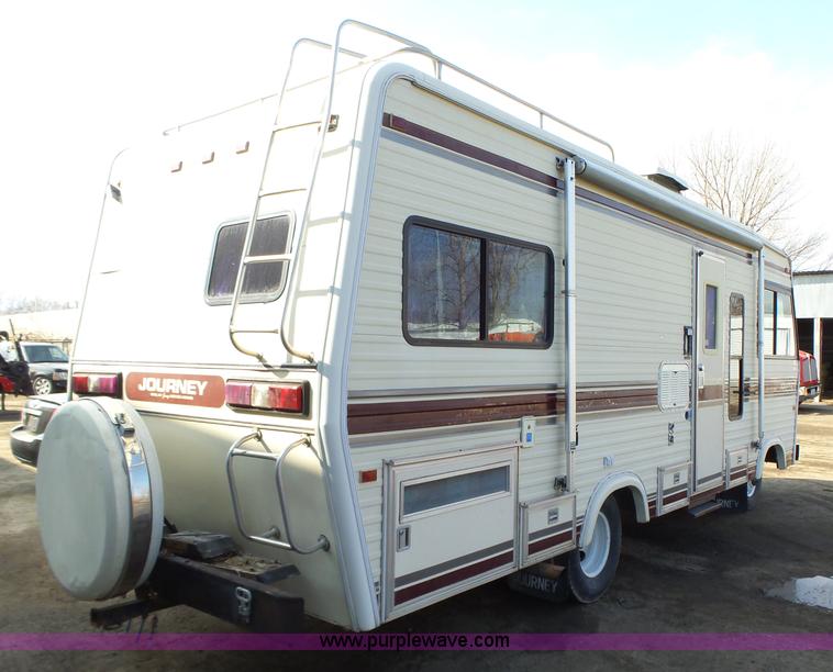 image for item L5585 1985 Chevrolet Journey P30 RV