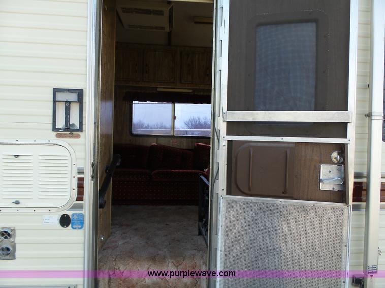 image for item L5585 1985 Chevrolet Journey P30 RV