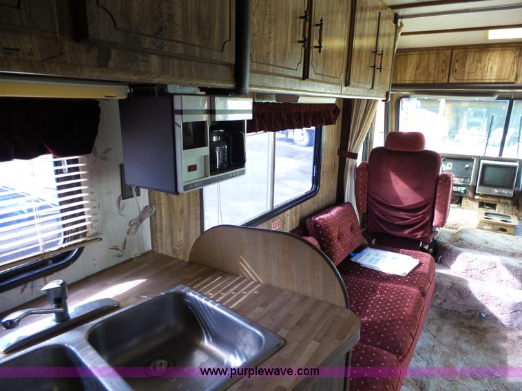 image for item L5585 1985 Chevrolet Journey P30 RV