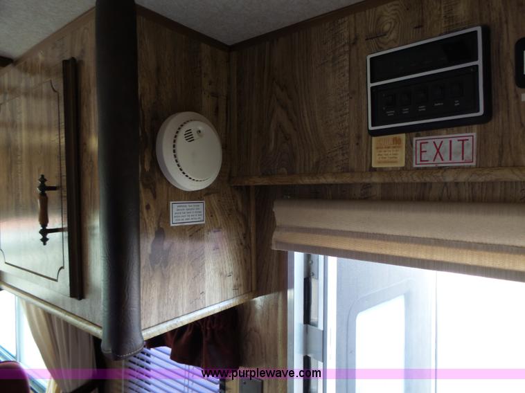 image for item L5585 1985 Chevrolet Journey P30 RV