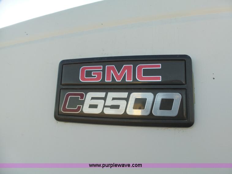 image for item L6257 1999 GMC C7500 propane truck