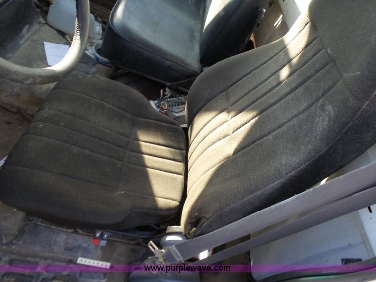 image for item L6257 1999 GMC C7500 propane truck