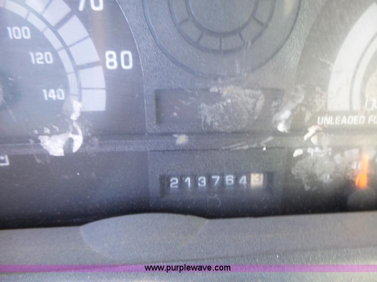 image for item L6257 1999 GMC C7500 propane truck