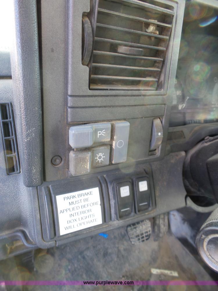 image for item L6257 1999 GMC C7500 propane truck