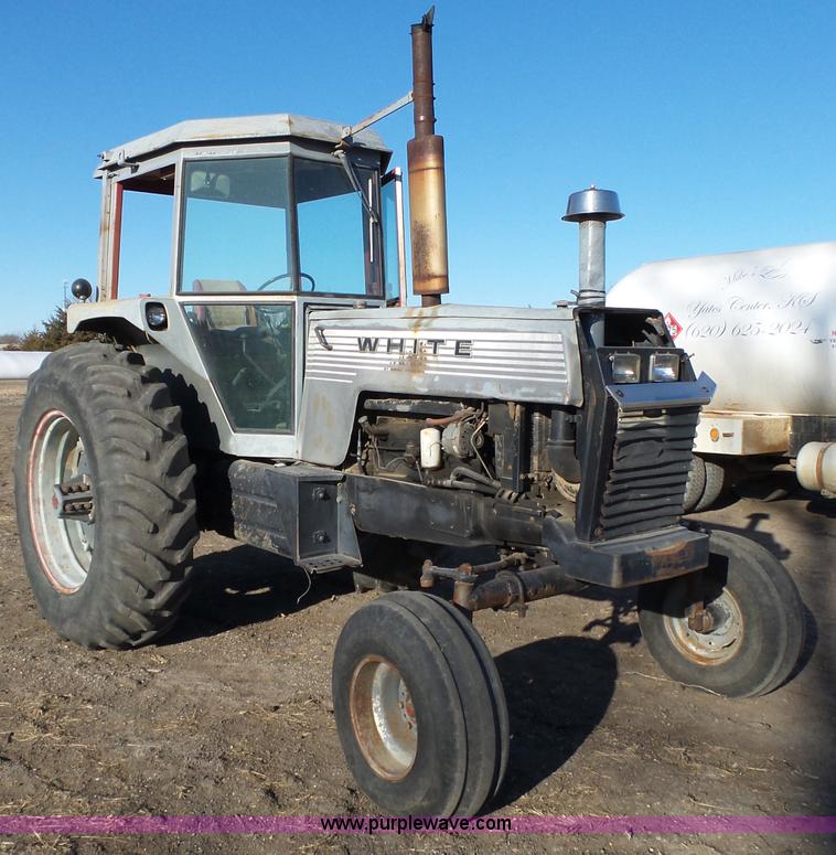 image for item L6258 White 2-105 tractor