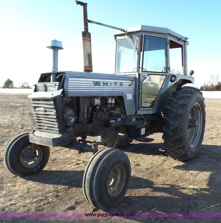 image for item L6258 White 2-105 tractor