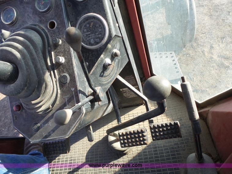 image for item L6258 White 2-105 tractor