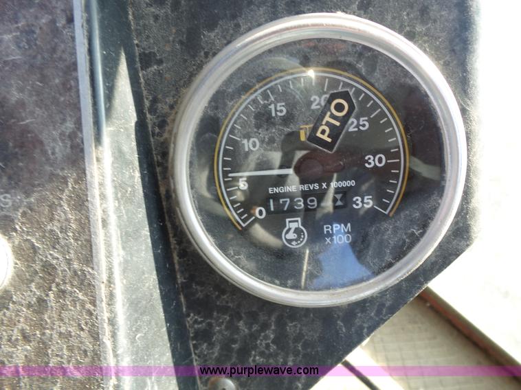 image for item L6258 White 2-105 tractor