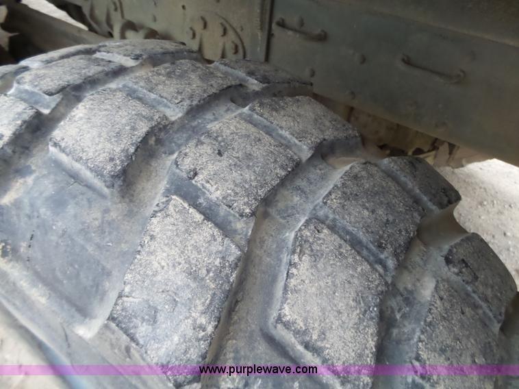 image for item L6270 1971 Jeep M816-TK wrecker truck