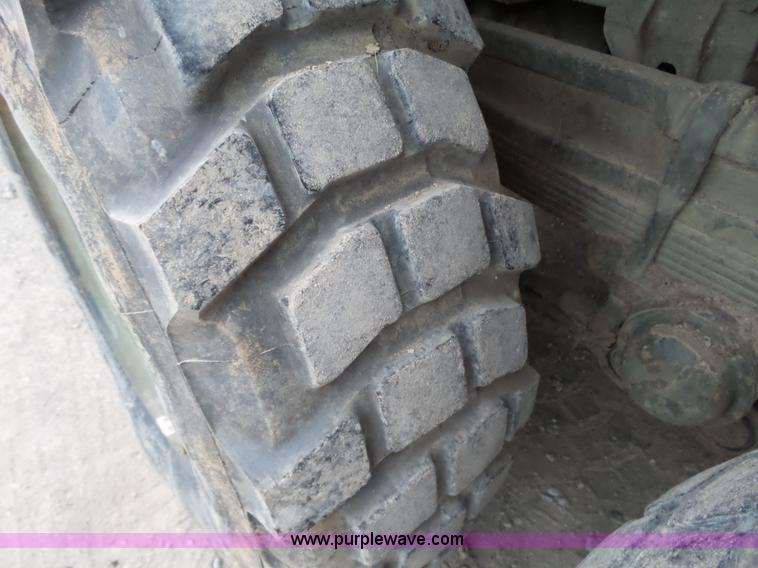 image for item L6270 1971 Jeep M816-TK wrecker truck