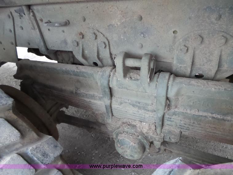 image for item L6270 1971 Jeep M816-TK wrecker truck