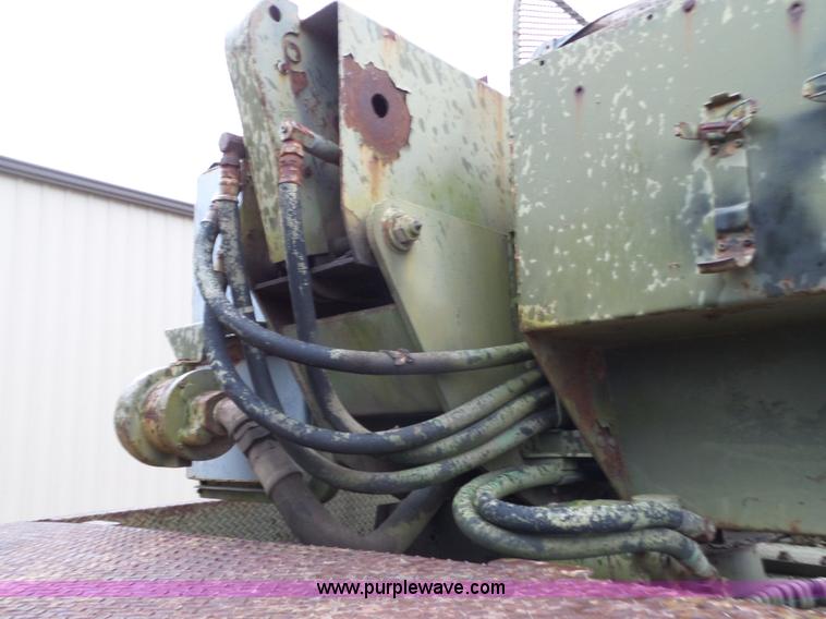 image for item L6270 1971 Jeep M816-TK wrecker truck