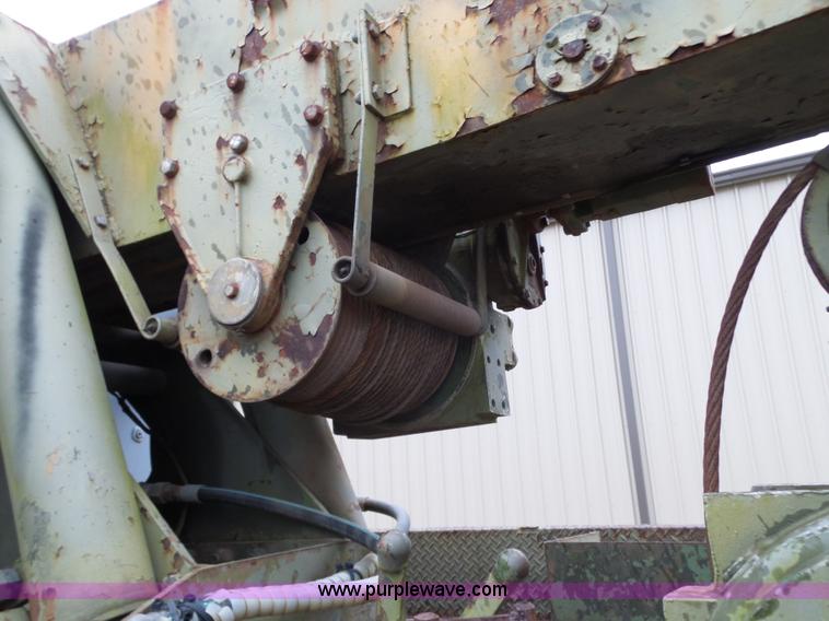 image for item L6270 1971 Jeep M816-TK wrecker truck