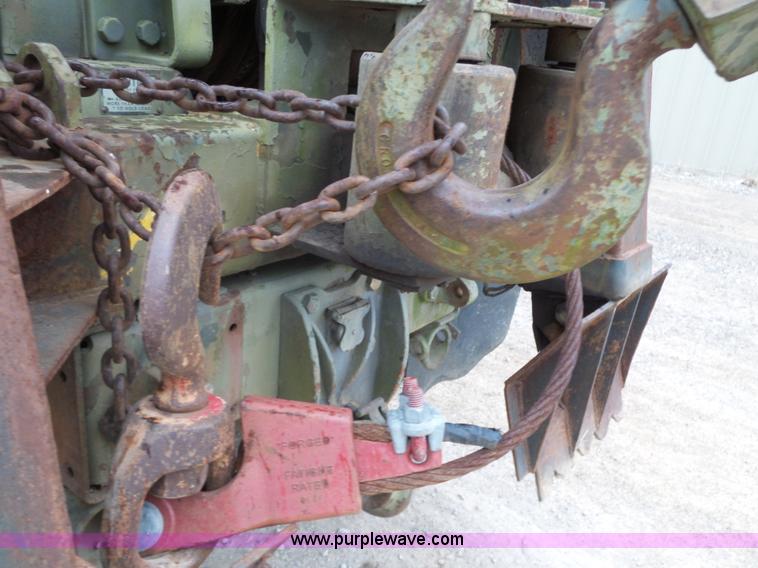 image for item L6270 1971 Jeep M816-TK wrecker truck