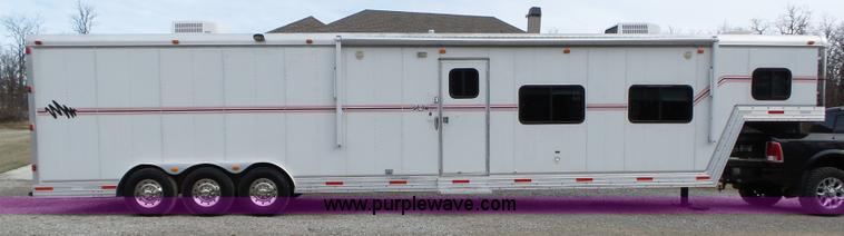 image for item L6275 2002 Sidekick RV toy hauler