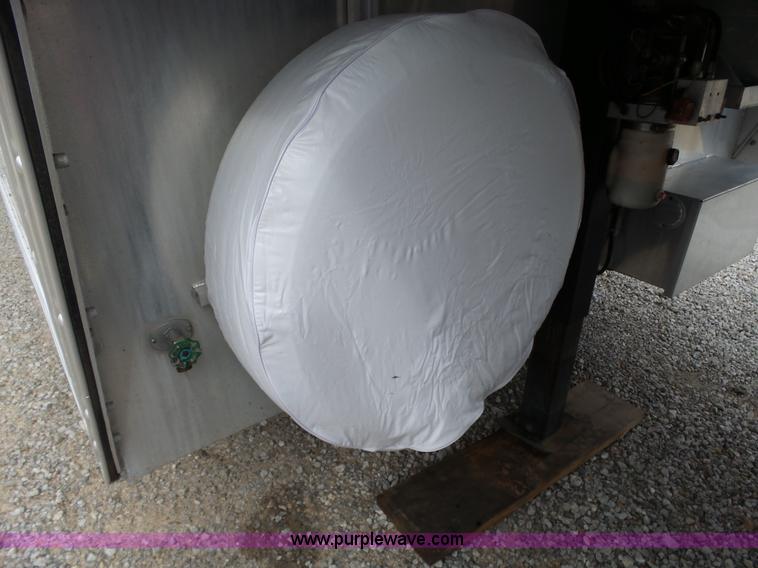 image for item L6275 2002 Sidekick RV toy hauler