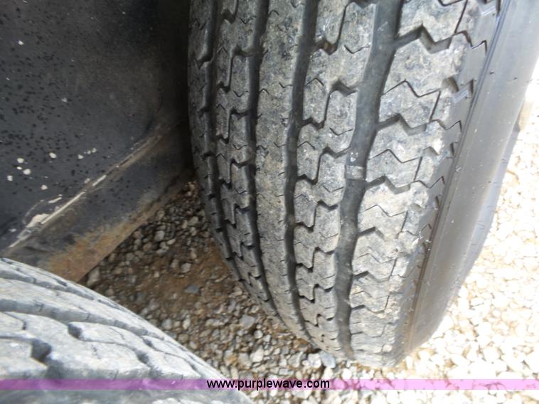 image for item L6275 2002 Sidekick RV toy hauler