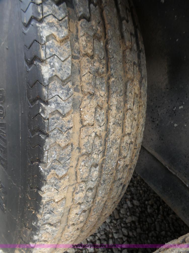 image for item L6275 2002 Sidekick RV toy hauler