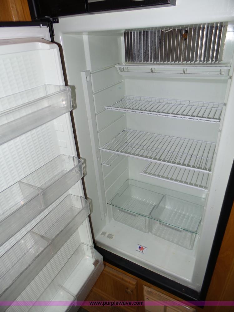 image for item L6275 2002 Sidekick RV toy hauler