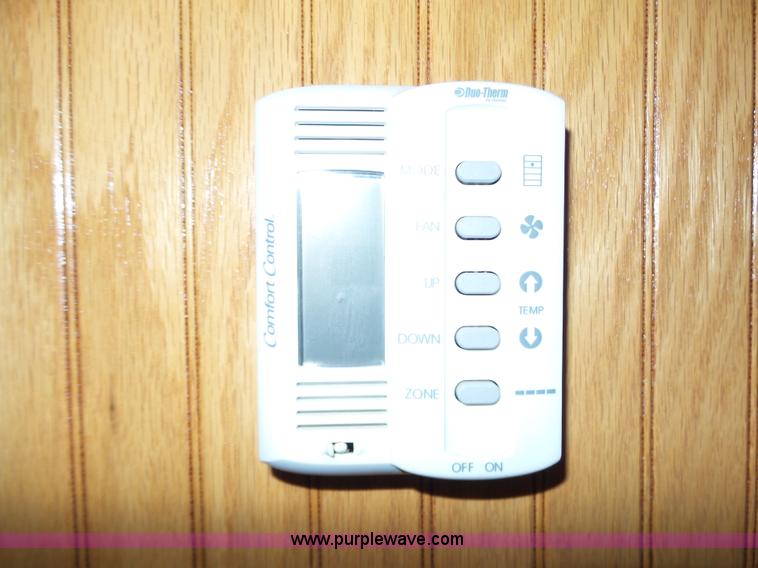 image for item L6275 2002 Sidekick RV toy hauler