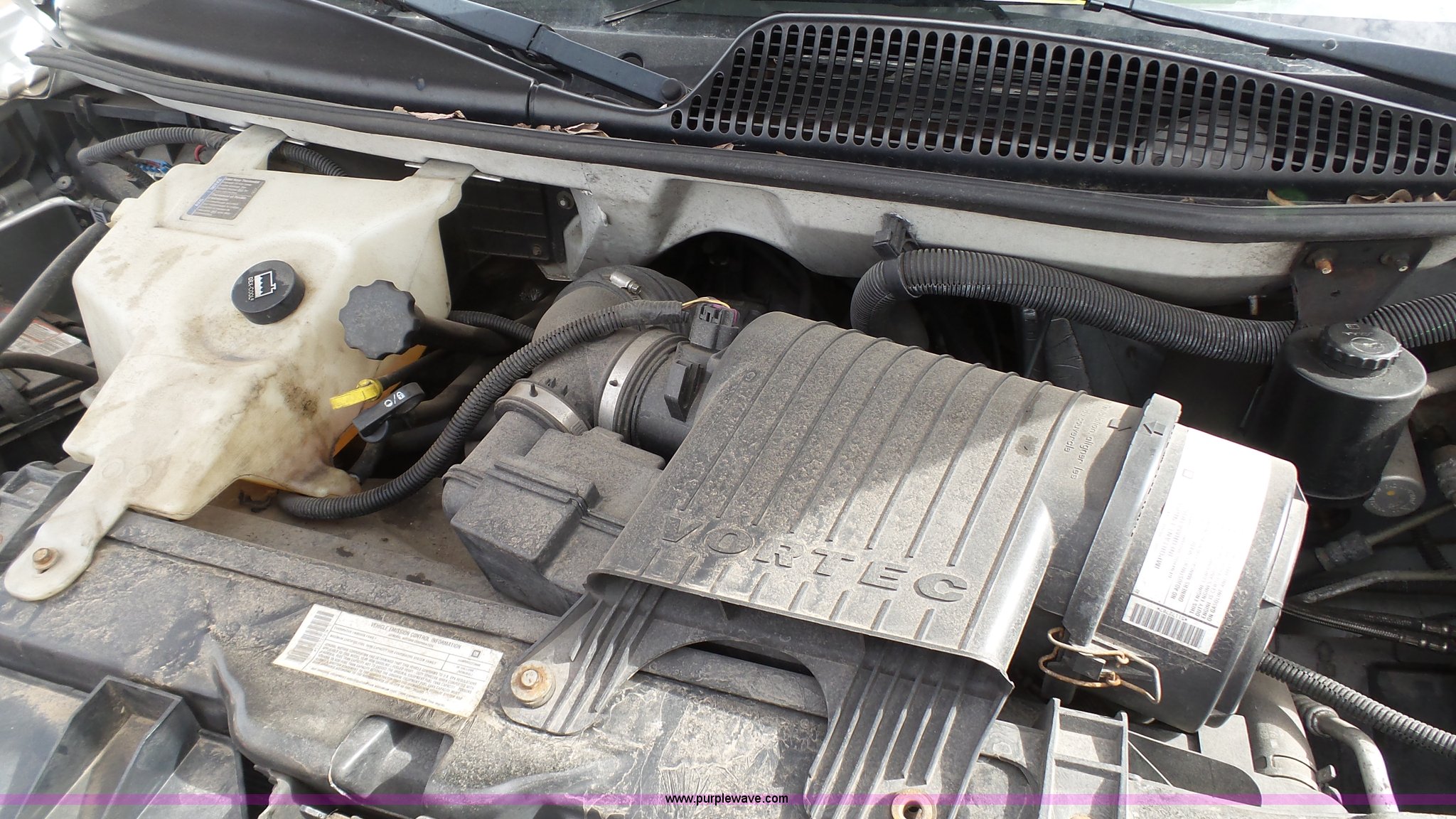 2005 Chevrolet Express 2500 Cargo van in Goodland, KS Item AO9892