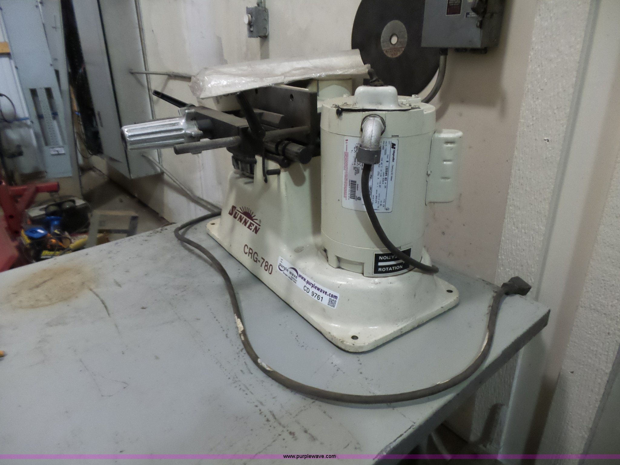 Sunnen CRG780 cap and rod grinder in Salina, KS Item CD9761 sold