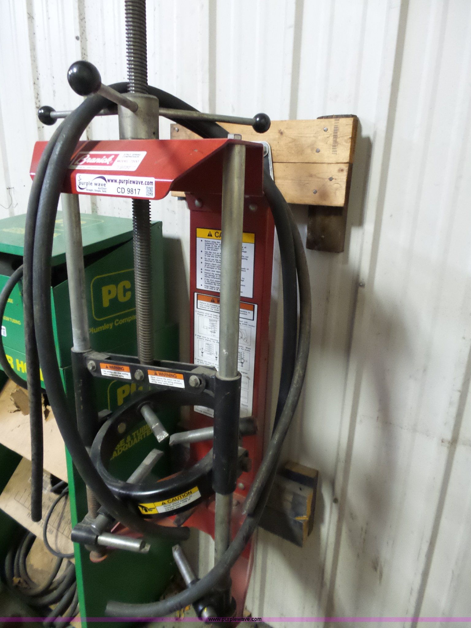 Branick 7200 strut spring compressor in Salina, KS Item CD9817 sold Purple Wave