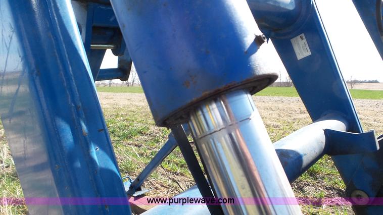 image for item AV9836 Great Bend 870 loader